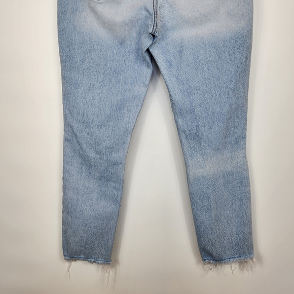 Abercrombie & Fitch High Rise Mom Jean Tapered Cropped Distressed Ripped 26 2 - Picture 8 of 10